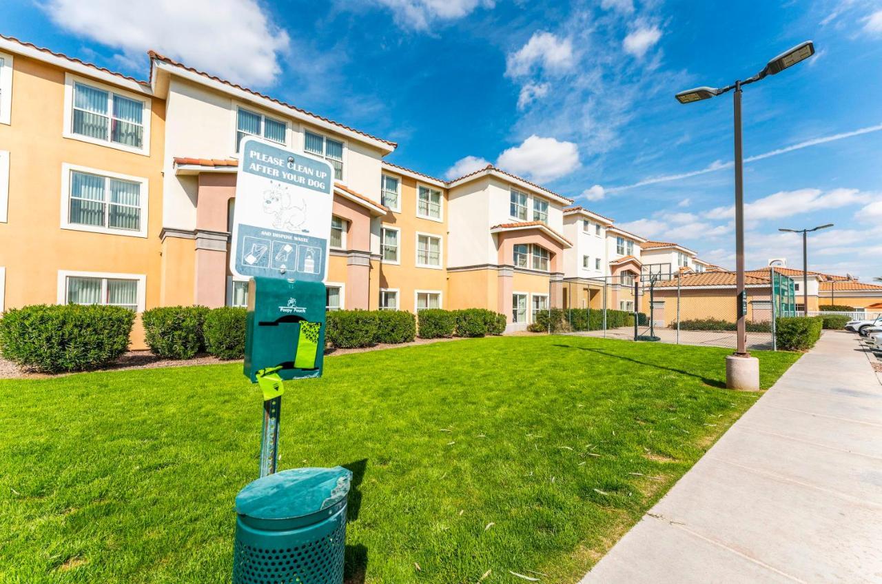 Apartment Upgraded 1 Bd 1 Ba 2 Queen Beds